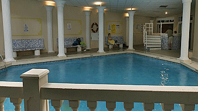 Indoor-Pool