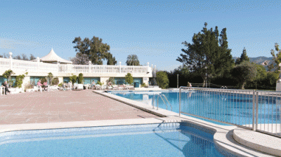 spacious-pool spacious-pool