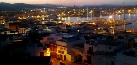 Figueretas at night