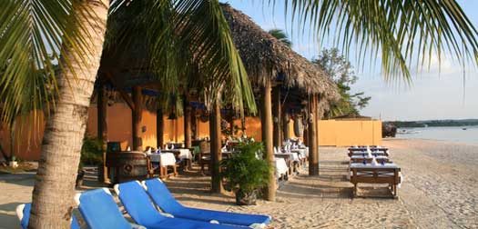 Caribbean Beach Resort Beach resort vacation in the scenic Caribbean