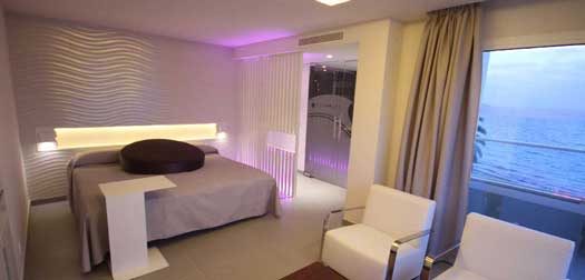 room room