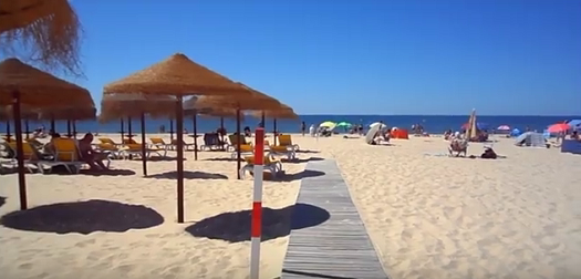Monte Gordo beach