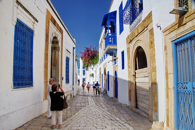 tunisia shopping